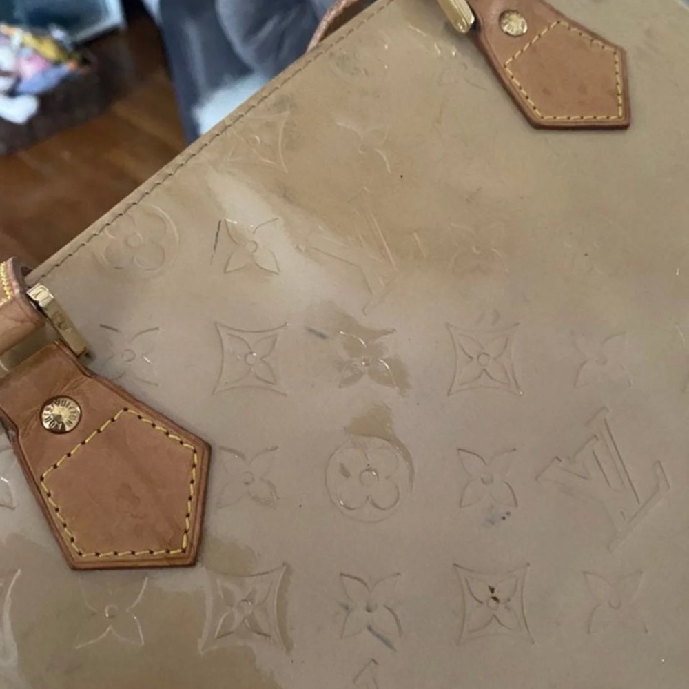 LV Vernis  Houston Tote - Picture 6 of 11